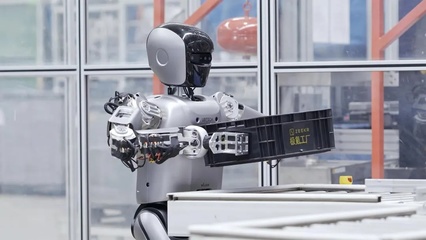 無(wú)錫首例工業(yè)人形機(jī)器人“上崗” 智能機(jī)器人研發(fā)開啟新篇章