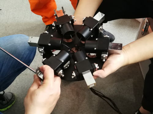 智能機(jī)器人 高壓設(shè)備“心臟”的無損檢測(cè)新突破